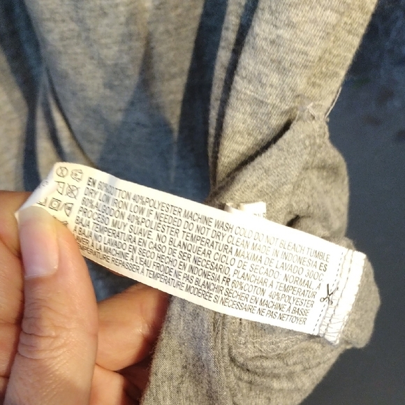 21 Men Gray Long Sleeve (3/4) Tee - Picture 6 of 8